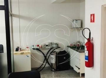 Comercial · 200m² · *Oportunidade Única! Imóvel Comercial na Vila Mariana**
