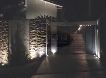 Casa · 700m² · 3 Quartos · 4 Vagas · lindo projeto arquitetonico