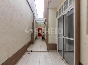Casa · 216m² · 3 Quartos · 1 Vaga · Casa de vila para venda com 3 quartos, sendo 2 suítes, 216m²