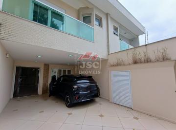 Casa · 206m² · 4 Quartos · 3 Vagas · Sobrado no bairro Santa Paula - São Caetano do Sul, SP