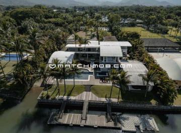 Casa · 1294m² · 6 Quartos · 7 Vagas · Casa à venda no canal com deck no Portobello Resort e Safari