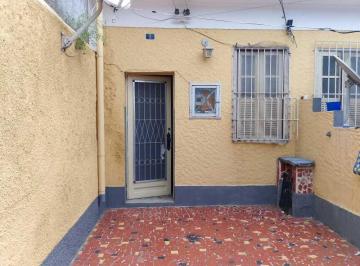 Casa · 40m² · 1 Quarto · Alugo Casa de 1 Quarto com Quintal no bairro de Piedade.