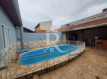 Casa · 210m² · 3 Quartos · 4 Vagas · VENDE-SE CASA NO BAIRRO ORIENTE – REGIÃO CENTRO/LESTE