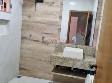 Casa · 112m² · 3 Quartos · 2 Vagas · Casa 03 quartos com Suíte, QSD Taguatinga Norte, Escriturada, Toda na laje, Aceita Carro, Casa em Ta
