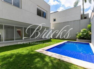 Casa · 525m² · 4 Quartos · 5 Vagas · Casa em Condominio Fechado na Granja Julieta com 4 dormitórios e 5 vagas