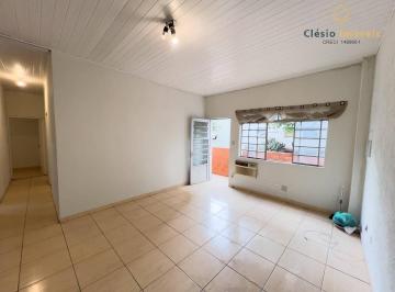 Casa de 3 quartos, São Paulo · Casa à Venda 3 Quartos, Varanda, 2 Banheiros - Bela Vista