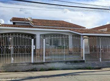 202503191528417423.jpg · Casa para Venda em Pinhalzinho, Centro, 3 dormitórios, 2 banheiros, 3 vagas