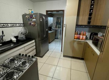i1.jpg · Sobrado R$ 599.000,00 Parque das Árvores 2 dormitórios