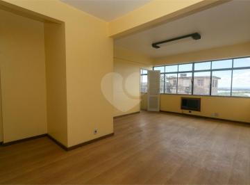 Comercial · 149m² · Salas à venda em Centro histórico - RS