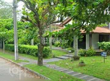 68397bde · Casa, 1 dormitórios, 900 m², em Jurerê Internacional