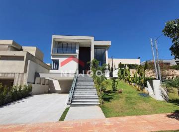 Casa · 365m² · 3 Quartos · 6 Vagas · Casa de condomínio em  Avenida Embaúba - Jardim do Golf I - Jandira/SP