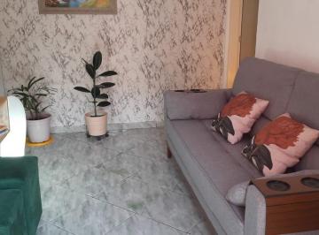 Casa · 160m² · 1 Quarto · 1 Vaga · Casa em Primeiro de Maio, Jacareí/SP de 0m² 1 quartos à venda por R$ 205.000,00