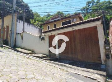Casa · 300m² · 3 Quartos · 3 Vagas · Casa em Santa Rosa, Niterói/RJ de 300m² 3 quartos à venda por R$ 800.000,00