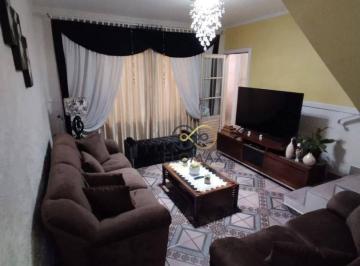 Casa · 228m² · 4 Quartos · 2 Vagas · Casa em Jardim Presidente Dutra, Guarulhos/SP de 228m² 4 quartos à venda por R$ 703.000,00