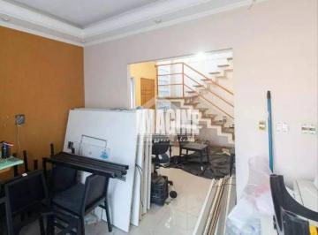 Casa · 250m² · 3 Quartos · 3 Vagas · Sobrado em Penha de França, São Paulo/SP de 250m² 3 quartos à venda por R$ 900.000,00
