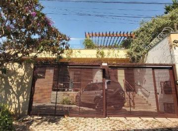 Casa · 200m² · 4 Quartos · 2 Vagas · Casa em Jardim Botânico, Jaguariúna/SP de 200m² 4 quartos à venda por R$ 880.000,00