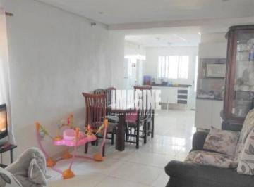 Casa · 246m² · 3 Quartos · 2 Vagas · Sobrado em Vila Araguaia, São Paulo/SP de 246m² 3 quartos à venda por R$ 899.000,00