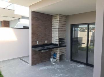 Casa · 300m² · 3 Quartos · 4 Vagas · Casa em Vila Santos, Caçapava/SP de 300m² 3 quartos à venda por R$ 900.000,00