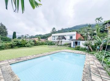Casa · 160m² · 3 Quartos · 10 Vagas · Casa em Carlos Guinle, Teresópolis/RJ de 160m² 3 quartos à venda por R$ 1.200.000,00