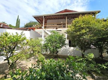 Casa · 208m² · 2 Quartos · 3 Vagas · Casa em Pinus Park, Cotia/SP de 208m² 2 quartos à venda por R$ 1.100.000,00