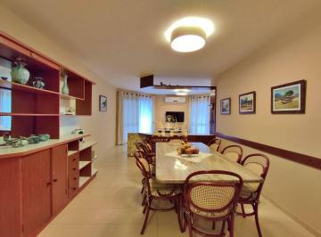 Apartamento · 175m² · 3 Quartos · 2 Vagas · Apartamento em Centro, Guarujá/SP de 175m² 3 quartos à venda por R$ 1.200.000,00