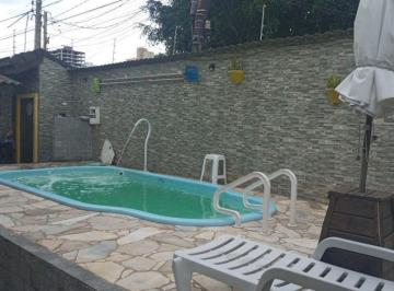 Casa · 210m² · 5 Quartos · 3 Vagas · Imoveis - no Campo da Aviação