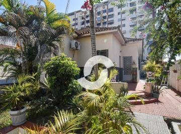 Casa · 500m² · 8 Quartos · 2 Vagas · Casa em Fonseca, Niterói/RJ de 500m² 8 quartos à venda por R$ 1.300.000,00
