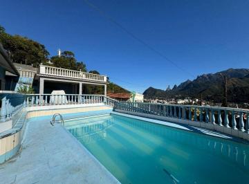 Casa · 242m² · 4 Quartos · 6 Vagas · Casa em Fazendinha, Teresópolis/RJ de 242m² 4 quartos à venda por R$ 900.000,00