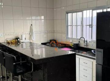 Casa · 225m² · 3 Quartos · 6 Vagas · Casa em Vila Augusta, Guarulhos/SP de 225m² 3 quartos à venda por R$ 852.000,00