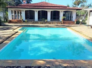 Casa · 370m² · 4 Quartos · 6 Vagas · Casa em Jardim Santa Paula, Cotia/SP de 370m² 4 quartos à venda por R$ 1.400.000,00