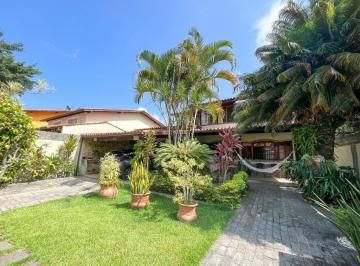 Casa · 295m² · 6 Quartos · 2 Vagas · Casa em Piratininga, Niterói/RJ de 295m² 6 quartos à venda por R$ 1.390.000,00