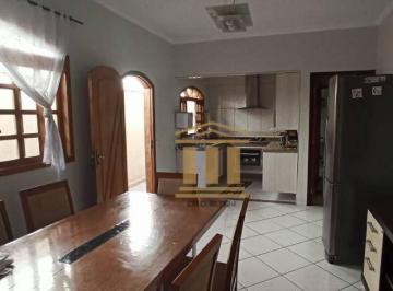 Casa · 254m² · 3 Quartos · 4 Vagas · Casa em Jardim Portugal, São José dos Campos/SP de 254m² 3 quartos à venda por R$ 800.000,00