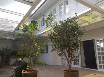 Casa · 240m² · 4 Quartos · 4 Vagas · Casa em Vila Santo Antônio, Cotia/SP de 240m² 4 quartos à venda por R$ 1.600.000,00