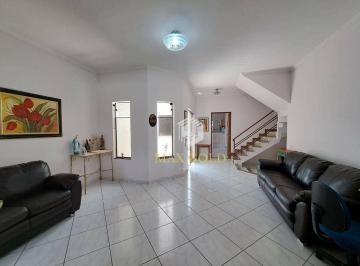 Casa · 321m² · 4 Quartos · 4 Vagas · Casa em Esplanada Independência, Taubaté/SP de 321m² 4 quartos à venda por R$ 1.250.000,00