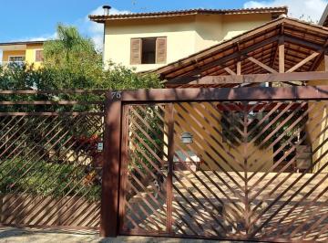 Casa · 182m² · 3 Quartos · 4 Vagas · Casa em Parque Ideal, Carapicuíba/SP de 182m² 3 quartos à venda por R$ 1.200.000,00