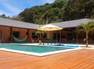 Casa · 260m² · 3 Quartos · Casa em Água Quente, Teresópolis/RJ de 260m² 3 quartos à venda por R$ 1.150.000,00