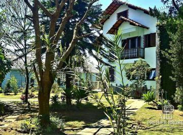Casa · 460m² · 3 Quartos · 4 Vagas · Casa em Golfe, Teresópolis/RJ de 460m² 3 quartos à venda por R$ 1.500.000,00