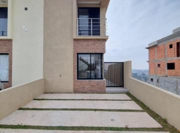 Casa · 140m² · 3 Quartos · 2 Vagas · Sobrado em Vila São Francisco, Cotia/SP de 140m² 3 quartos à venda por R$ 850.000,00