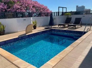 Apartamento · 245m² · 3 Quartos · 2 Vagas · Cobertura em Estreito, Florianópolis/SC de 245m² 3 quartos à venda por R$ 1.600.000,00