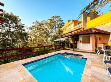 Casa · 400m² · 5 Quartos · 3 Vagas · Casa em Piratininga, Niterói/RJ de 400m² 5 quartos à venda por R$ 1.300.000,00