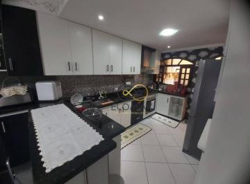 Casa · 377m² · 4 Quartos · 5 Vagas · Casa em Jardim Testae, Guarulhos/SP de 377m² 4 quartos à venda por R$ 850.000,00