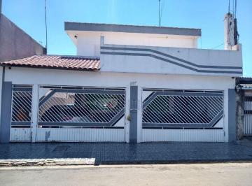 Casa · 284m² · 5 Quartos · 4 Vagas · Sobrado em Jardim Lincoln, Suzano/SP de 284m² 5 quartos à venda por R$ 970.000,00