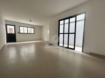 Casa · 216m² · 3 Quartos · 4 Vagas · Sobrado em Vila Nossa Senhora das Vitórias, Mauá/SP de 216m² 3 quartos à venda por R$ 900.000,00