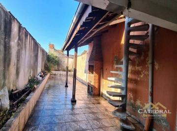Casa · 256m² · 4 Quartos · Sobrado em Centro, Jundiaí/SP de 256m² 4 quartos à venda por R$ 770.000,00