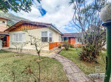 Casa · 185m² · 3 Quartos · 5 Vagas · Casa em Araras, Teresópolis/RJ de 185m² 3 quartos à venda por R$ 810.000,00