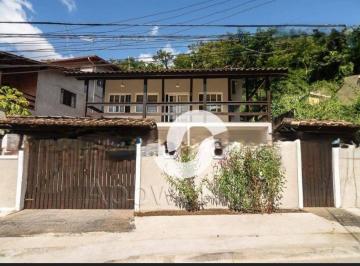 Casa · 254m² · 3 Quartos · 6 Vagas · Casa em Serra Grande, Niterói/RJ de 254m² 3 quartos à venda por R$ 750.000,00