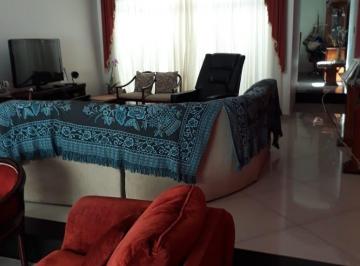 Casa · 260m² · 4 Quartos · 6 Vagas · Sobrado em Vila Curuçá, Santo André/SP de 260m² 4 quartos à venda por R$ 810.000,00