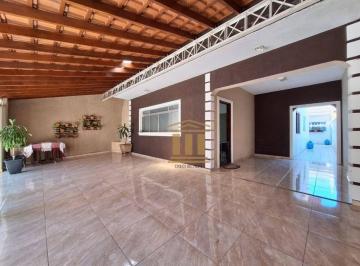 Casa · 347m² · 7 Quartos · 5 Vagas · Sobrado em Bosque dos Eucaliptos, São José dos Campos/SP de 347m² 7 quartos à venda por R$ 1.165.000
