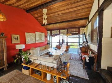 Casa · 268m² · 8 Quartos · 3 Vagas · Casa em São Francisco, Niterói/RJ de 268m² 8 quartos à venda por R$ 1.450.000,00