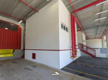 Comercial · 1478m² · 6 Vagas · Galpão em Centro, Embu das Artes/SP de 1478m² para locação R$ 33.999,75/mes